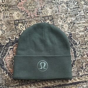 Lululemon toque